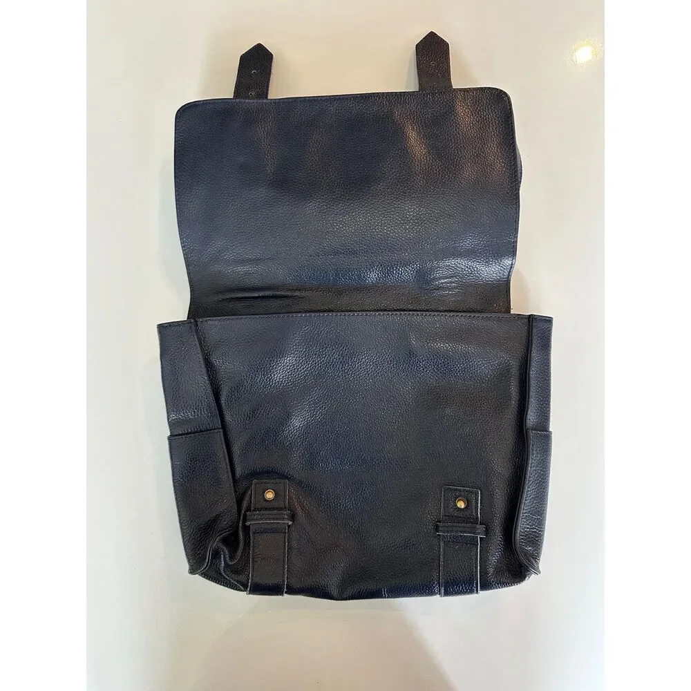 VereVerto Navy Pebble Leather Backpack